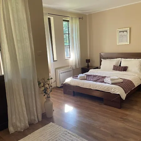 Geshahillpark 53 * Gesha