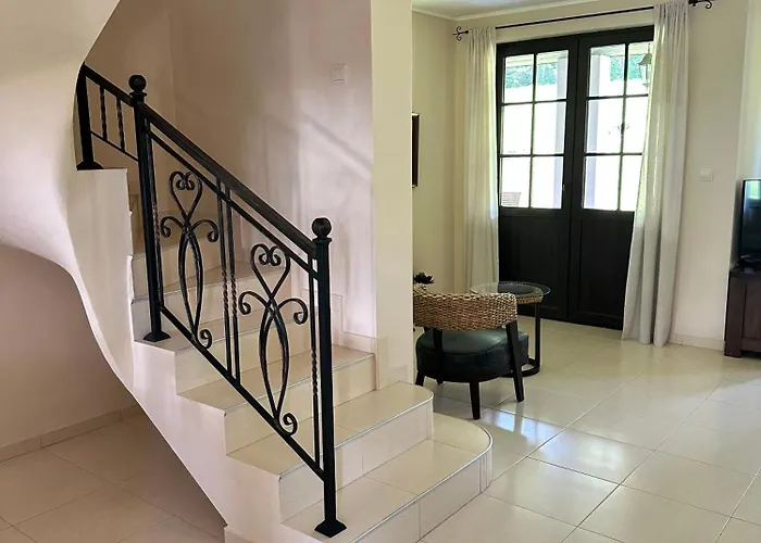 Луксозна вила Geshahillpark 53 *